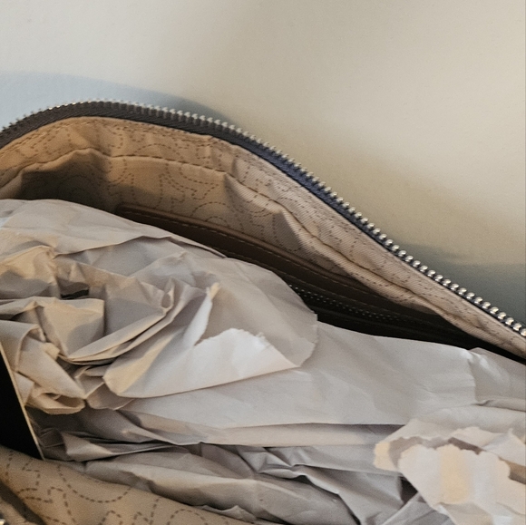 NWT TRUE RELIGION Blue Denim Crossbody Bag - Picture 7 of 8